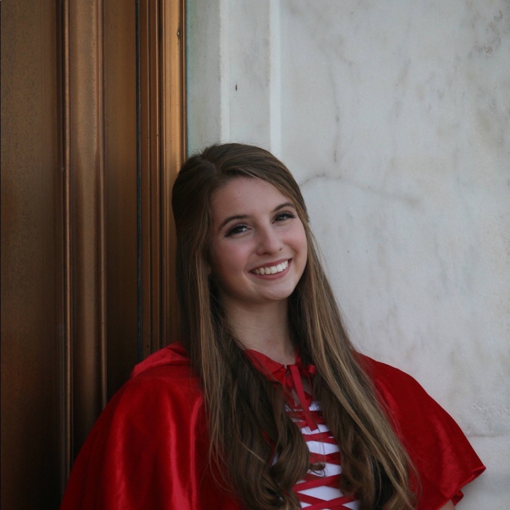 Meet your Posher, Isabella